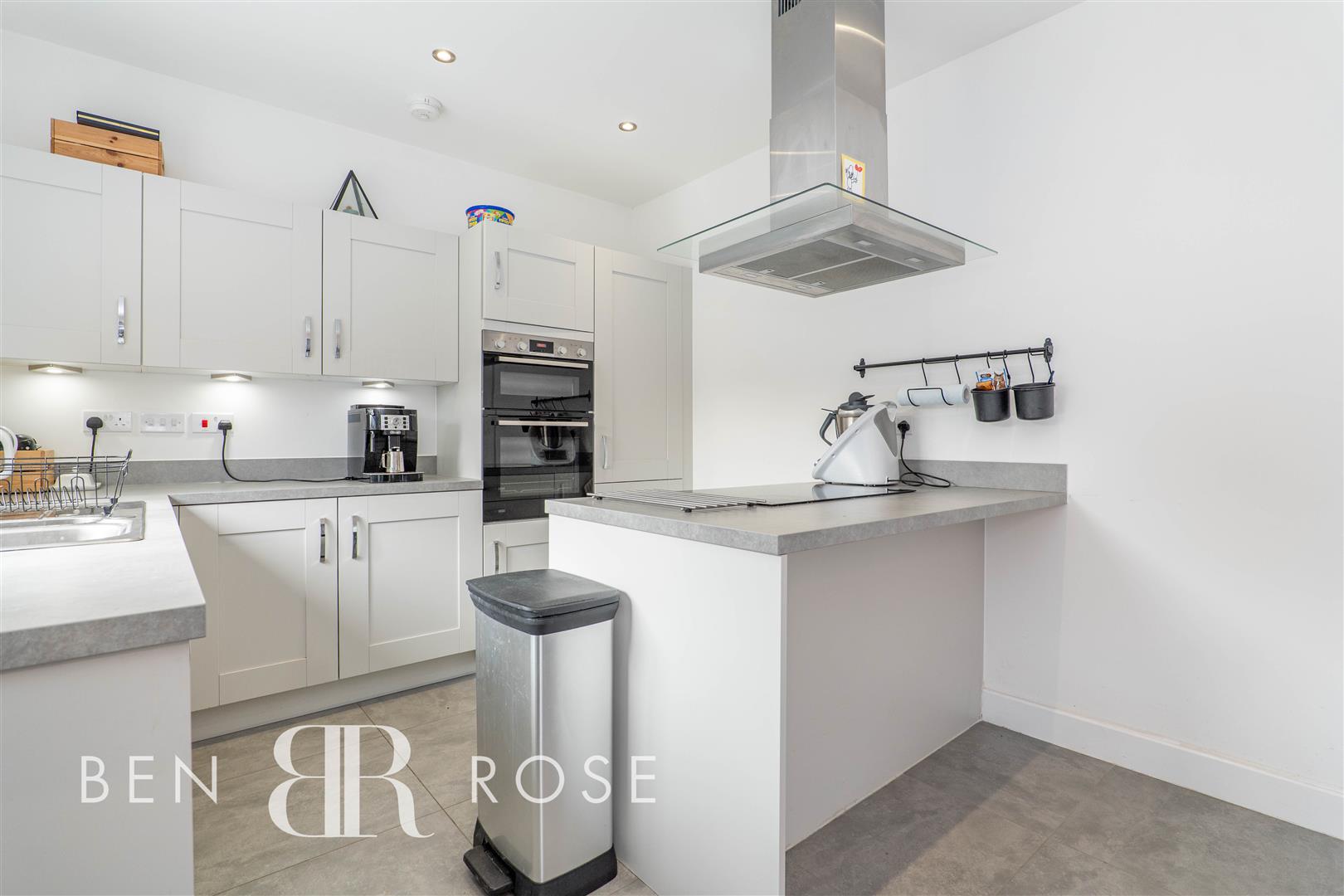 4 bed property in Cornflower Court, Leyland